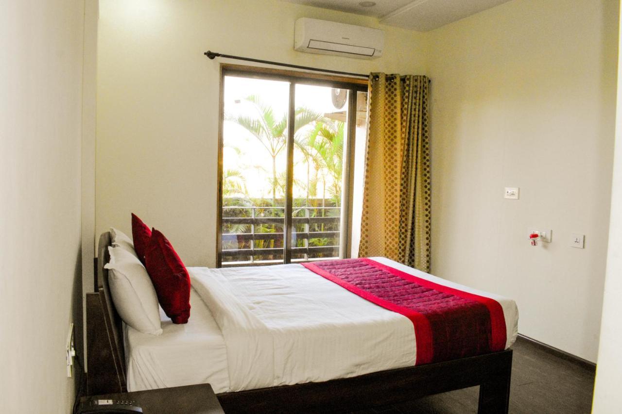 Vivaant Retreat And Conventions Hotell Igatpuri Exteriör bild